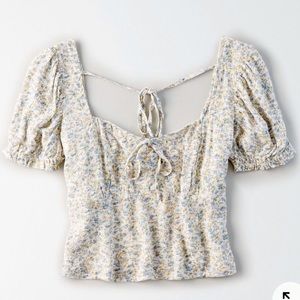 AEO sweetheart Puff sleeve top